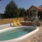 Family-friendly With Swimming Pool Podgradina, Novigrad - 6198 Posedarje