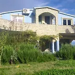 Appartement Family-friendly With Swimming Pool Podgradina, Novigrad - 6198 Posedarje