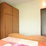 Family-friendly With Swimming Pool Podgradina, Novigrad - 6198 Appartement Posedarje